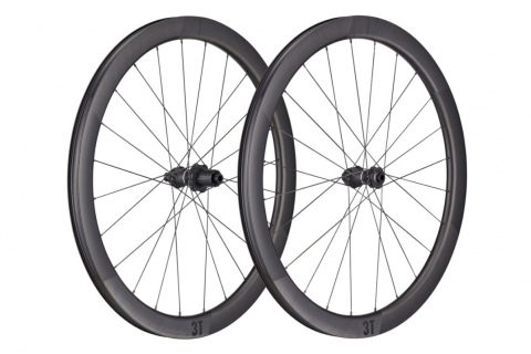 3t Discus C45 Ltd さらなるエアロを追求したカーボンクリンチャーホイール 新製品情報19 Cyclowired