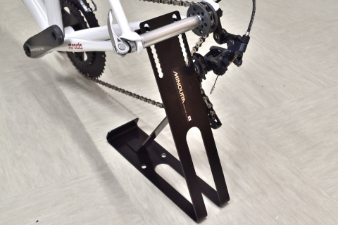 ミノウラ 車載用リアエンドサポートがリニューアル スルーアクスルにも対応 新製品情報 Cyclowired