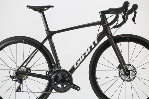 tcr adv pro 1