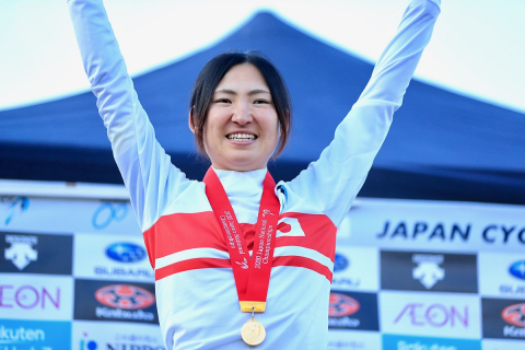 絶対に負けられない戦い を今井美穂が制す 2位川口うららはu23優勝 Mtb全日本選手権 3日目女子レース Cyclowired 絶対に負けられない戦い を今井美穂が制す 2位川口うららはu23優勝 Mtb全日本選手権 3日目女子レース Cyclowired