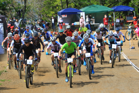 本格xcレースと2時間耐久 ビール運び勝負で競った第8回csc Classic Csc Classic21 Cyclowired 本格xcレースと2時間耐久 ビール運び勝負で競った第8回csc Classic Csc Classic21 Cyclowired