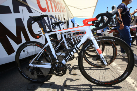 ツールを走ったAG2Rのバイクたち BMC SLR01やTimemachine Road01