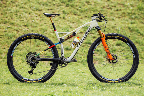 ウィリエール URTA SLR MTB世界選U23チャンピオンモデルの受注販売が