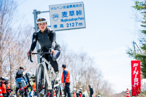 好天に恵まれたツール・ド・八ヶ岳 7年ぶりの麦草峠フィニッシュへ