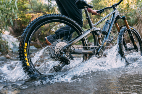 シマノ TIAGRAに油圧ディスクブレーキモデルが追加、ショートリーチ